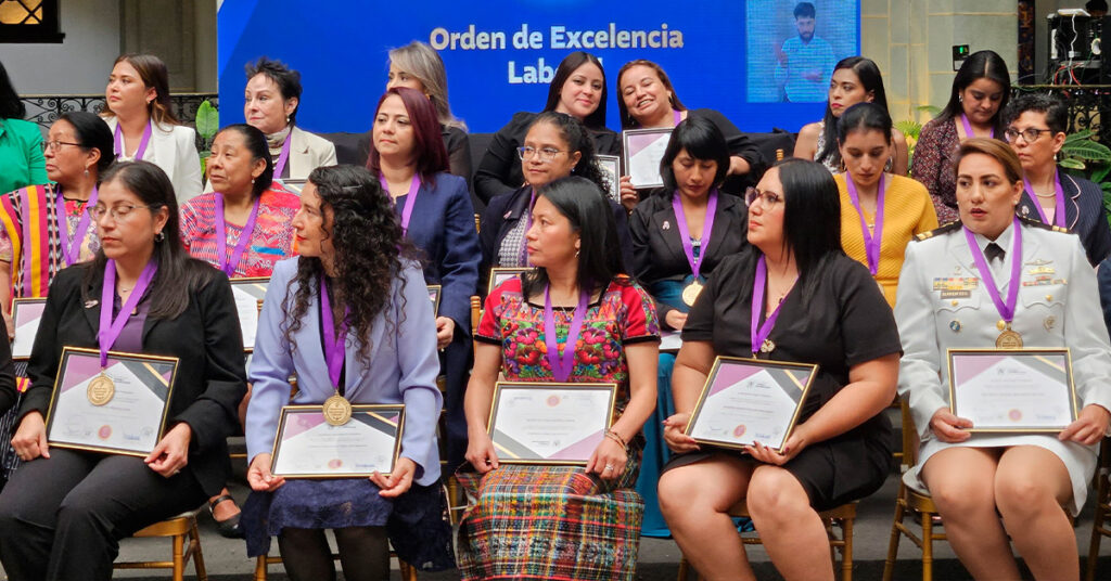 orden de la excelencia laboral en el día de la mujer 2025